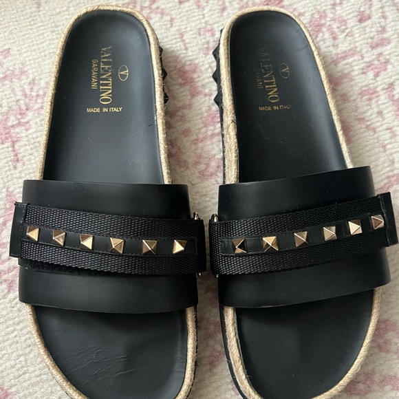 Valentino Garavani Rockstud Espadrille Pool Slides Black - Picture 2 of 11
